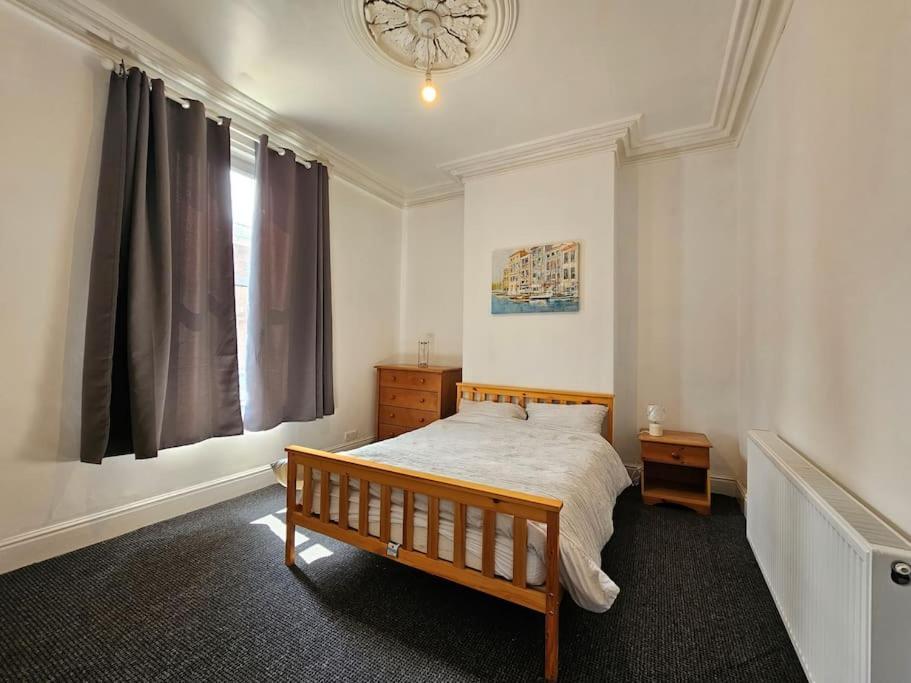 Convenient 3 Bed, Pr1 Near Uclan N Train Station Villa Preston  Luaran gambar