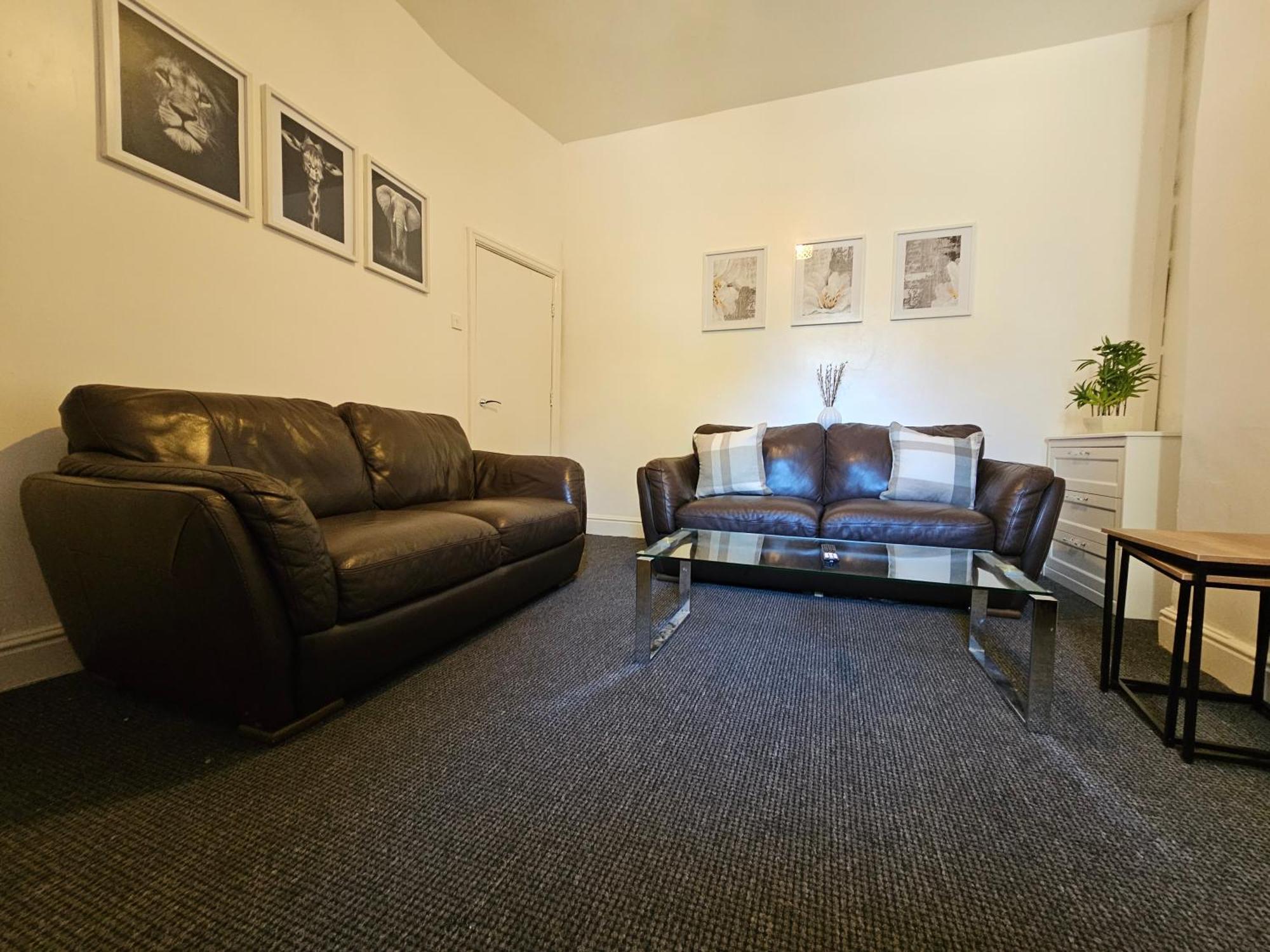 Convenient 3 Bed, Pr1 Near Uclan N Train Station Villa Preston  Luaran gambar